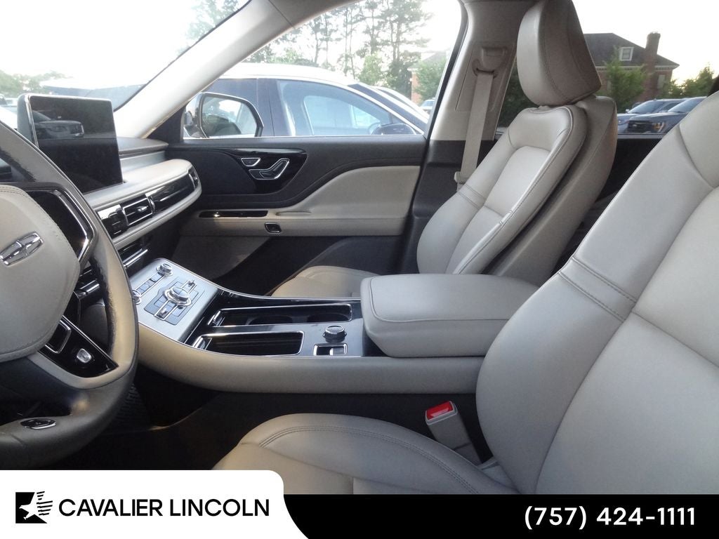 2023 Lincoln Aviator Standard Standard