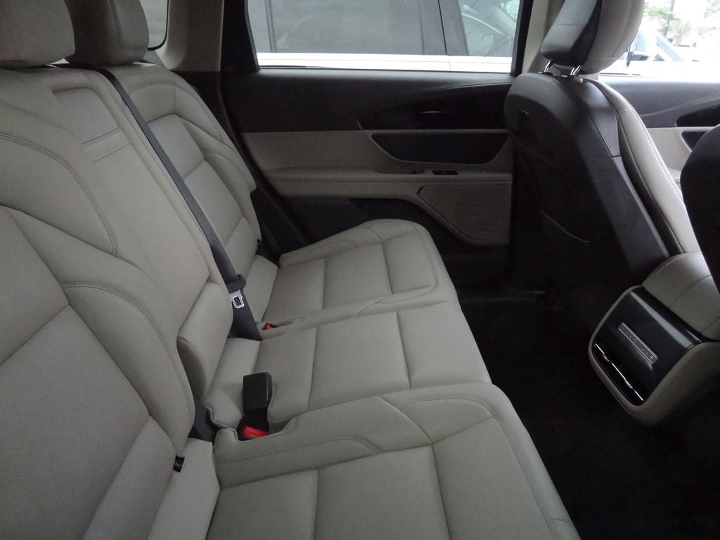 2025 Lincoln Nautilus Premiere Premier