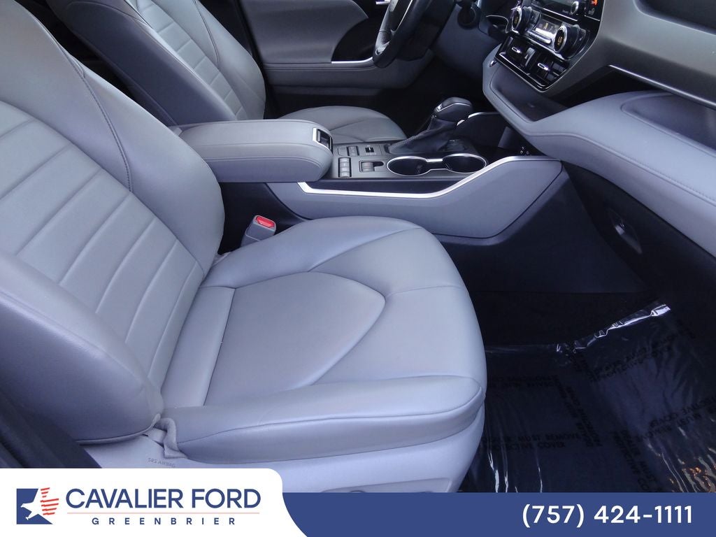 2022 Toyota Highlander XLE