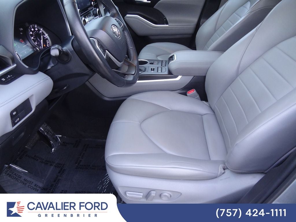2022 Toyota Highlander XLE