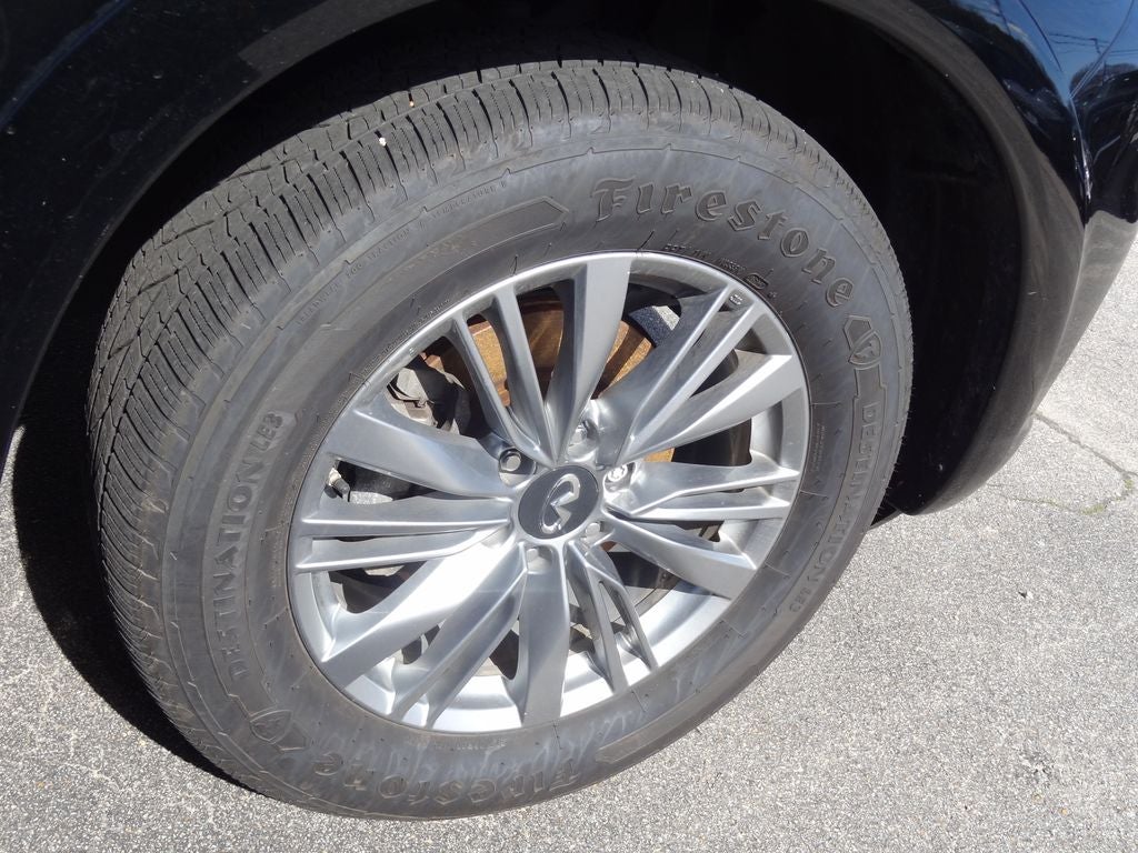 2022 INFINITI QX80 LUXE Luxe