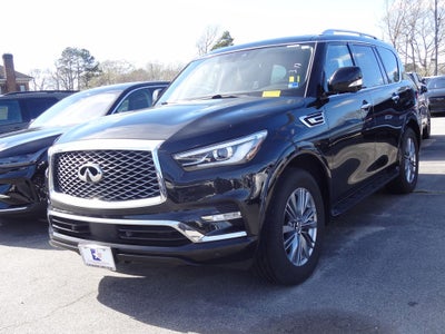 2022 INFINITI QX80 LUXE Luxe