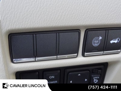 2012 INFINITI QX56 Base Base