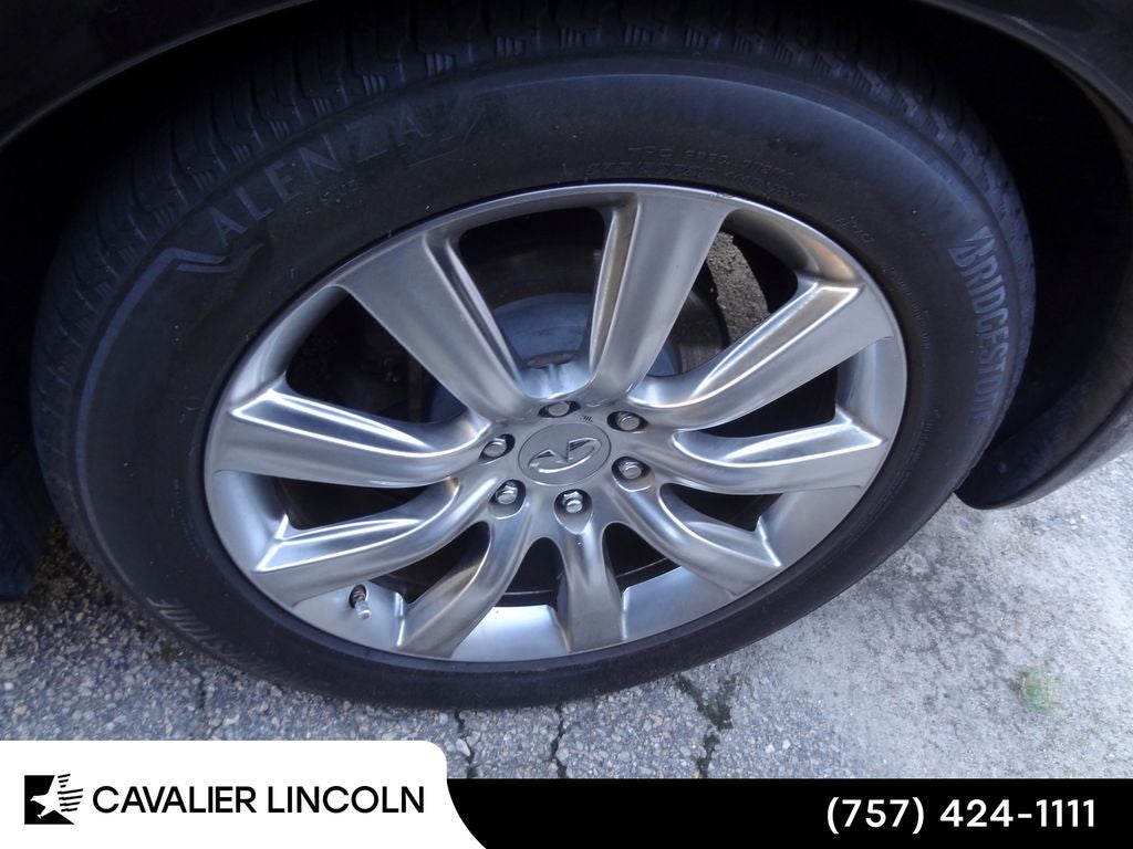 2012 INFINITI QX56 Base Base