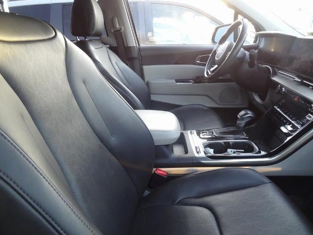 2023 Kia Carnival SX