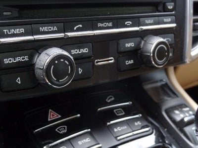 2016 Porsche Cayenne Base