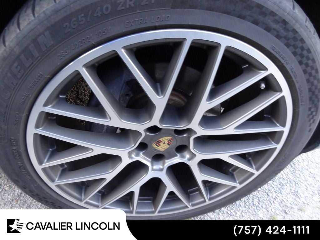 2019 Porsche Macan Base Base