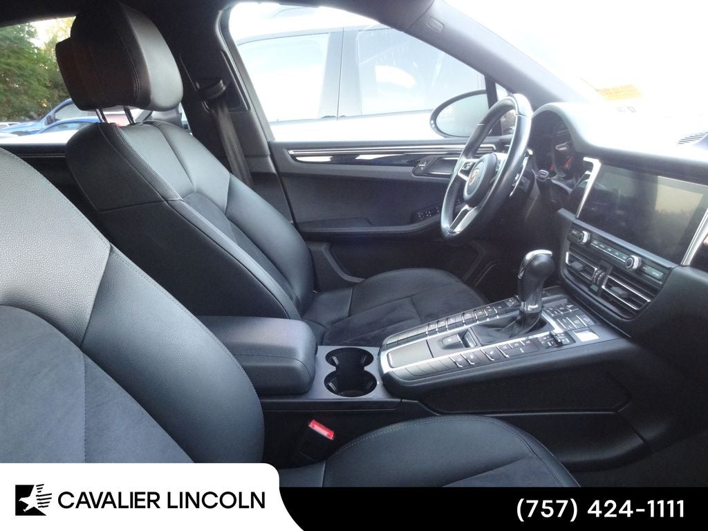 2019 Porsche Macan Base Base