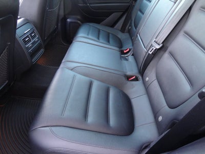 2017 Volkswagen Touareg V6 Executive