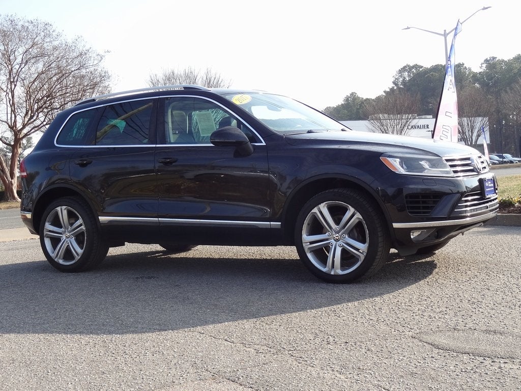 2017 Volkswagen Touareg V6 Executive