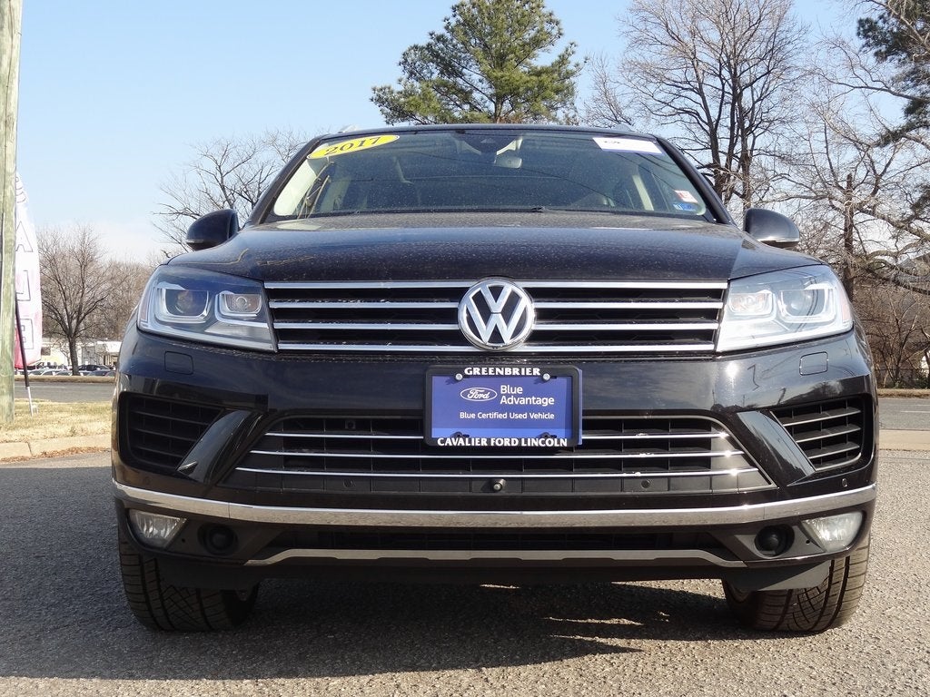 2017 Volkswagen Touareg V6 Executive
