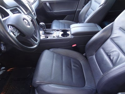 2017 Volkswagen Touareg V6 Executive