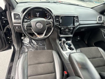 2020 Jeep Grand Cherokee Laredo