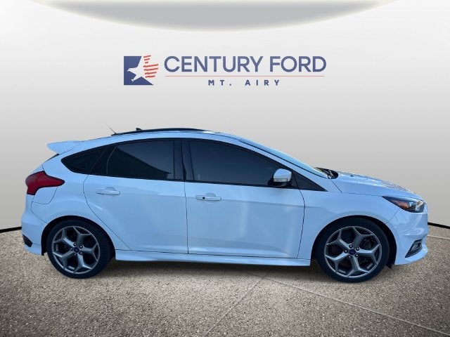 Used 2018 Ford Focus ST with VIN 1FADP3L95JL319800 for sale in Mount Airy, MD