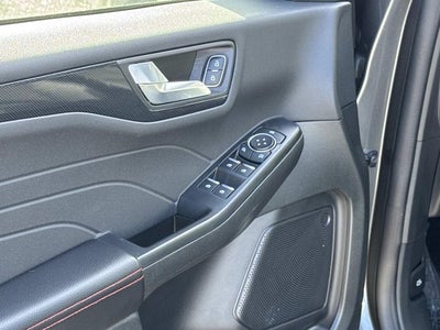 2025 Ford Escape Hybrid ST-Line