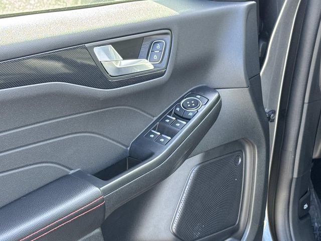 2025 Ford Escape Hybrid ST-Line