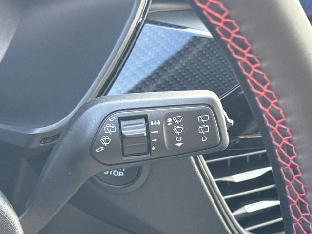 2025 Ford Escape Hybrid ST-Line