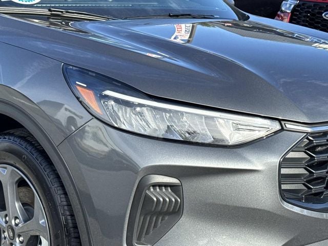 2025 Ford Escape Hybrid ST-Line