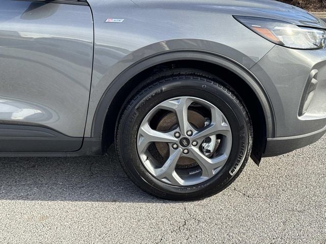 2025 Ford Escape Hybrid ST-Line