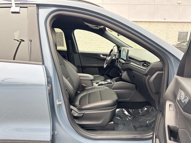 2025 Ford Escape Hybrid ST-Line Select