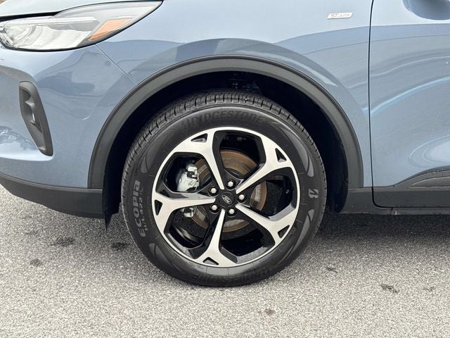 2025 Ford Escape Hybrid ST-Line Select