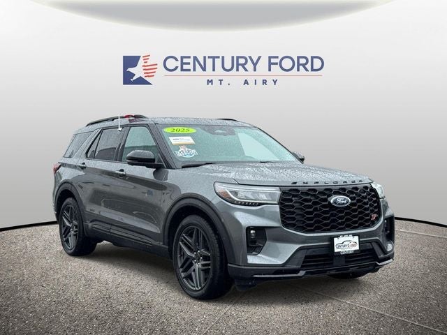 2025 Ford Explorer ST 4WD (PL535)'s photo