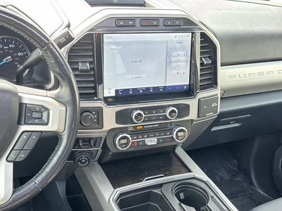 2022 Ford F-350SD Lariat