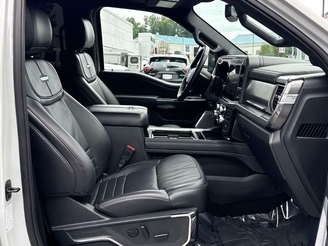 2025 Ford F-450SD Platinum DRW