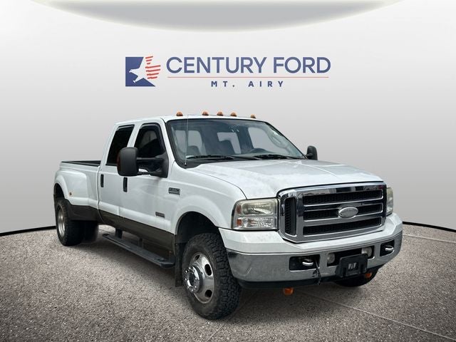 2005 Ford F-350SD Lariat DRW