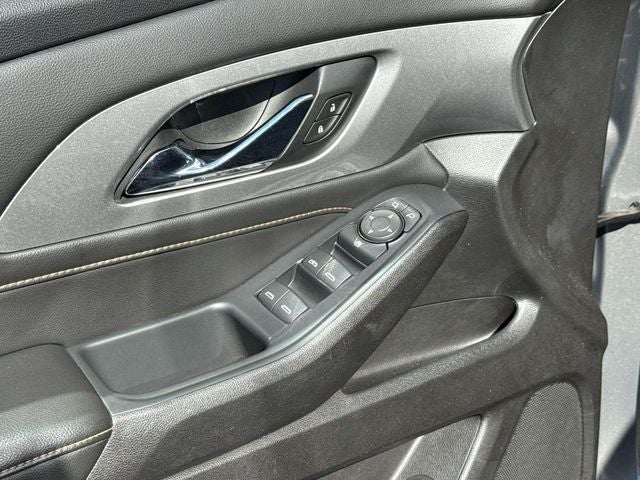 2018 Chevrolet Traverse LT Cloth w/1LT