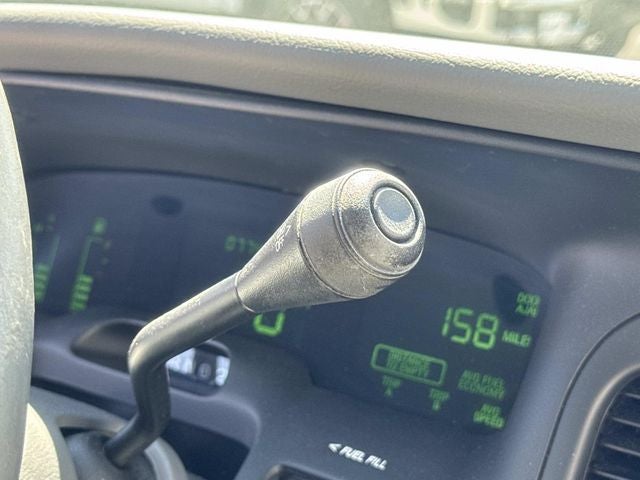 2004 Ford Crown Victoria LX