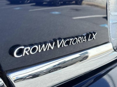 2004 Ford Crown Victoria LX
