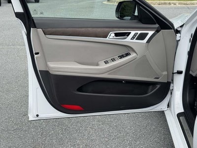 2015 Hyundai Genesis 3.8