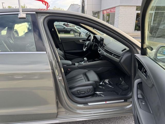 2023 Audi A4 45 S line Premium Plus quattro