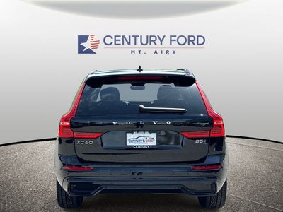 2024 Volvo XC60 B5 Plus Dark Theme