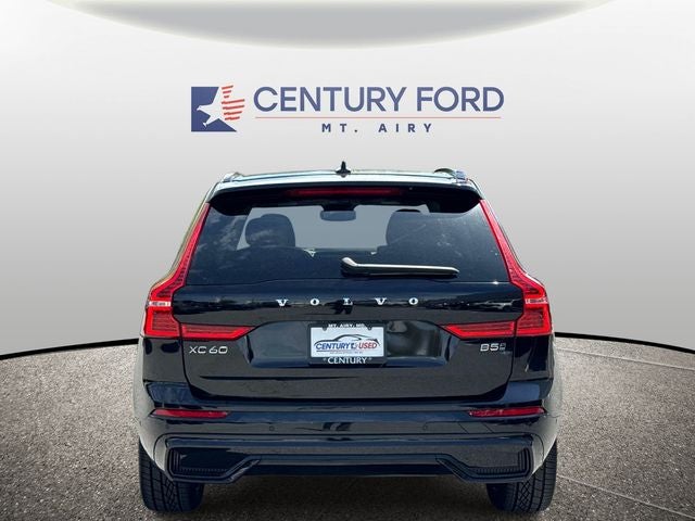 2024 Volvo XC60 B5 Plus Dark Theme
