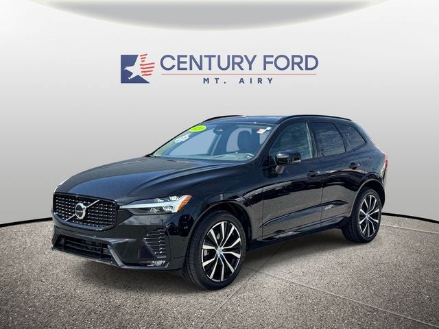 2024 Volvo XC60 B5 Plus Dark Theme