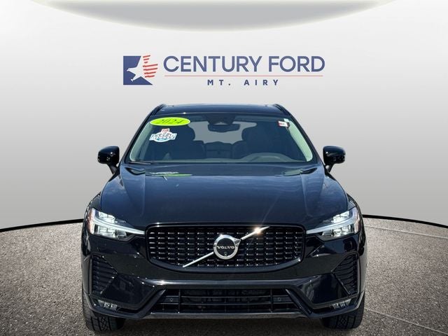 2024 Volvo XC60 B5 Plus Dark Theme
